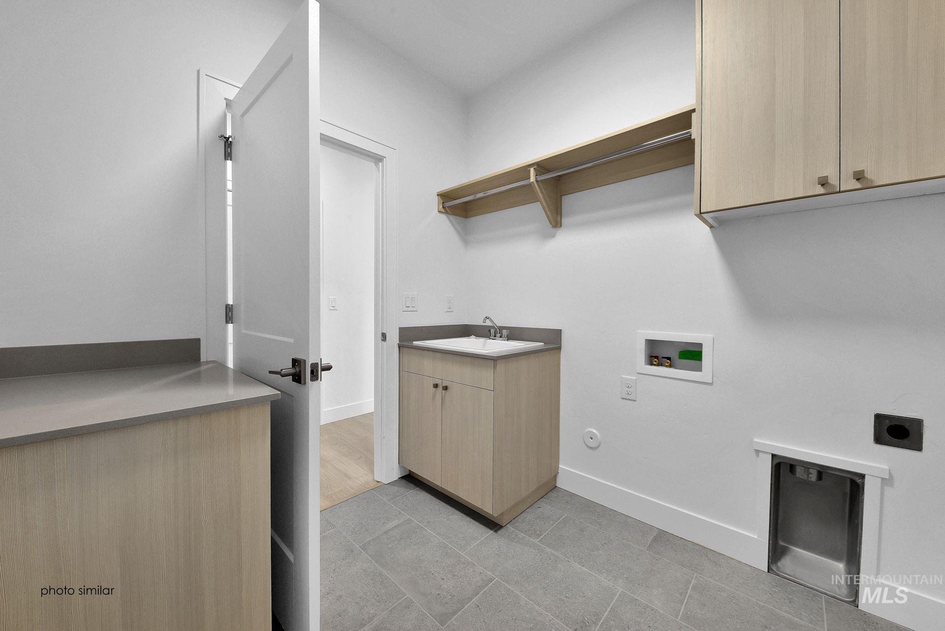 1770 N Green Pine Ln, Star, Idaho 83669, 4 Bedrooms, 2.5 Bathrooms, Residential For Sale, Price $574,900, 98970268