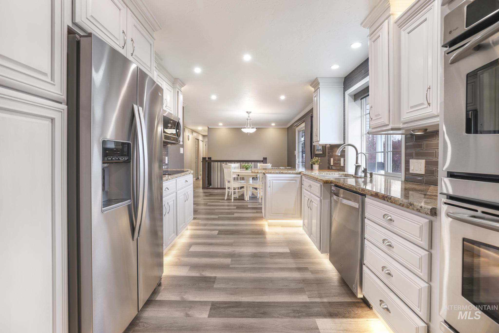 2432 Dorm Dr, Twin Falls, Idaho 83301, 4 Bedrooms, 2 Bathrooms, Residential For Sale, Price $439,000, 98970278