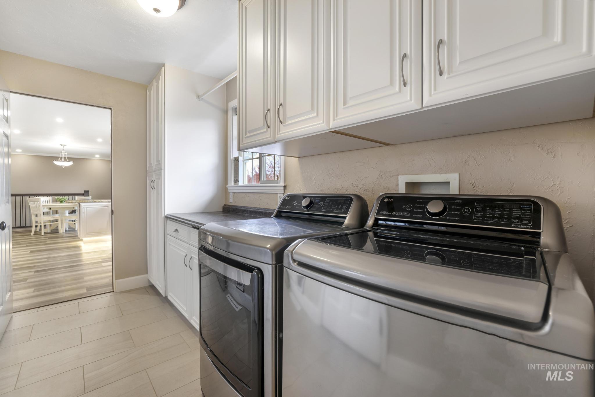 2432 Dorm Dr, Twin Falls, Idaho 83301, 4 Bedrooms, 2 Bathrooms, Residential For Sale, Price $439,000, 98970278