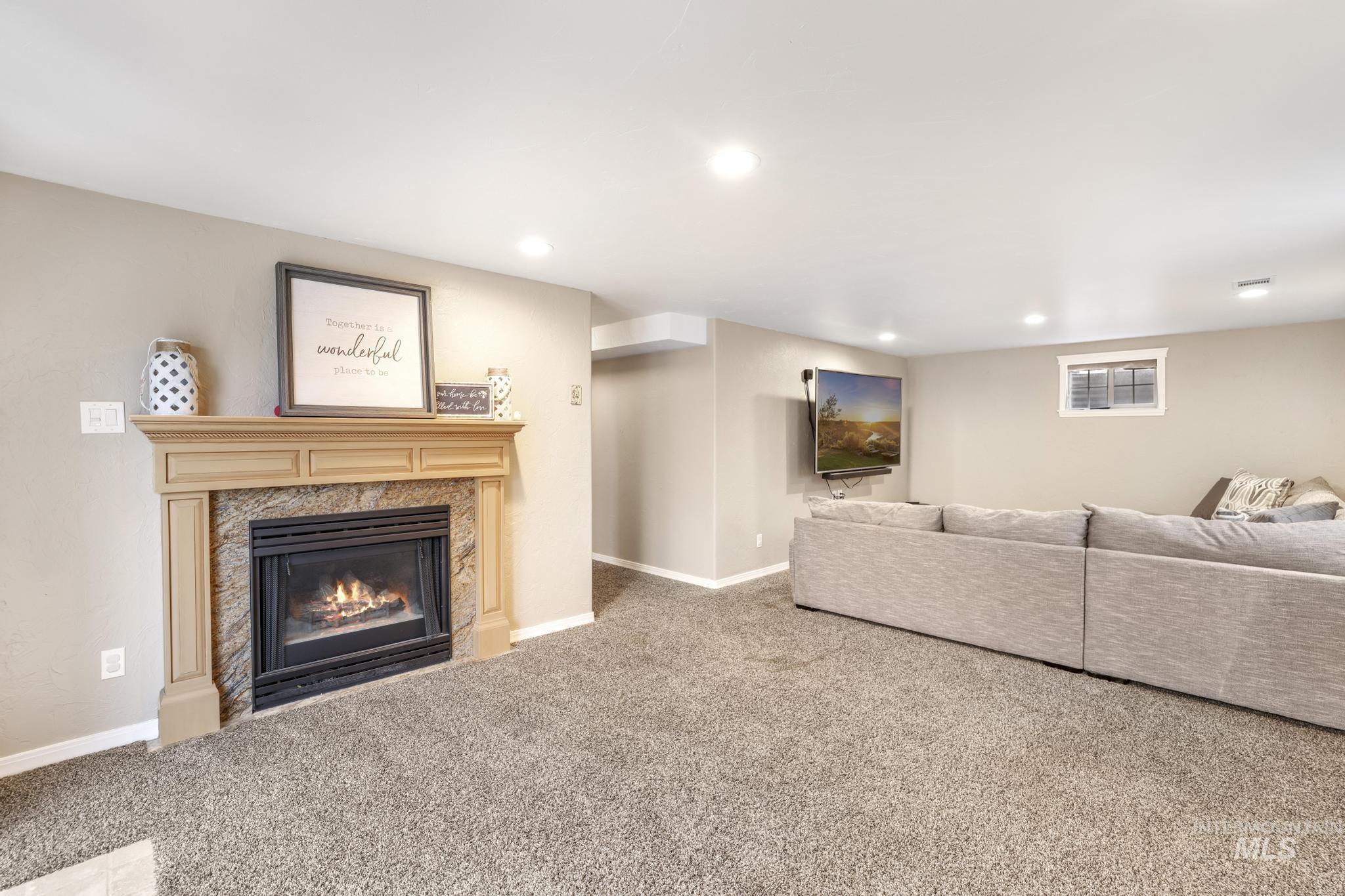 2432 Dorm Dr, Twin Falls, Idaho 83301, 4 Bedrooms, 2 Bathrooms, Residential For Sale, Price $439,000, 98970278