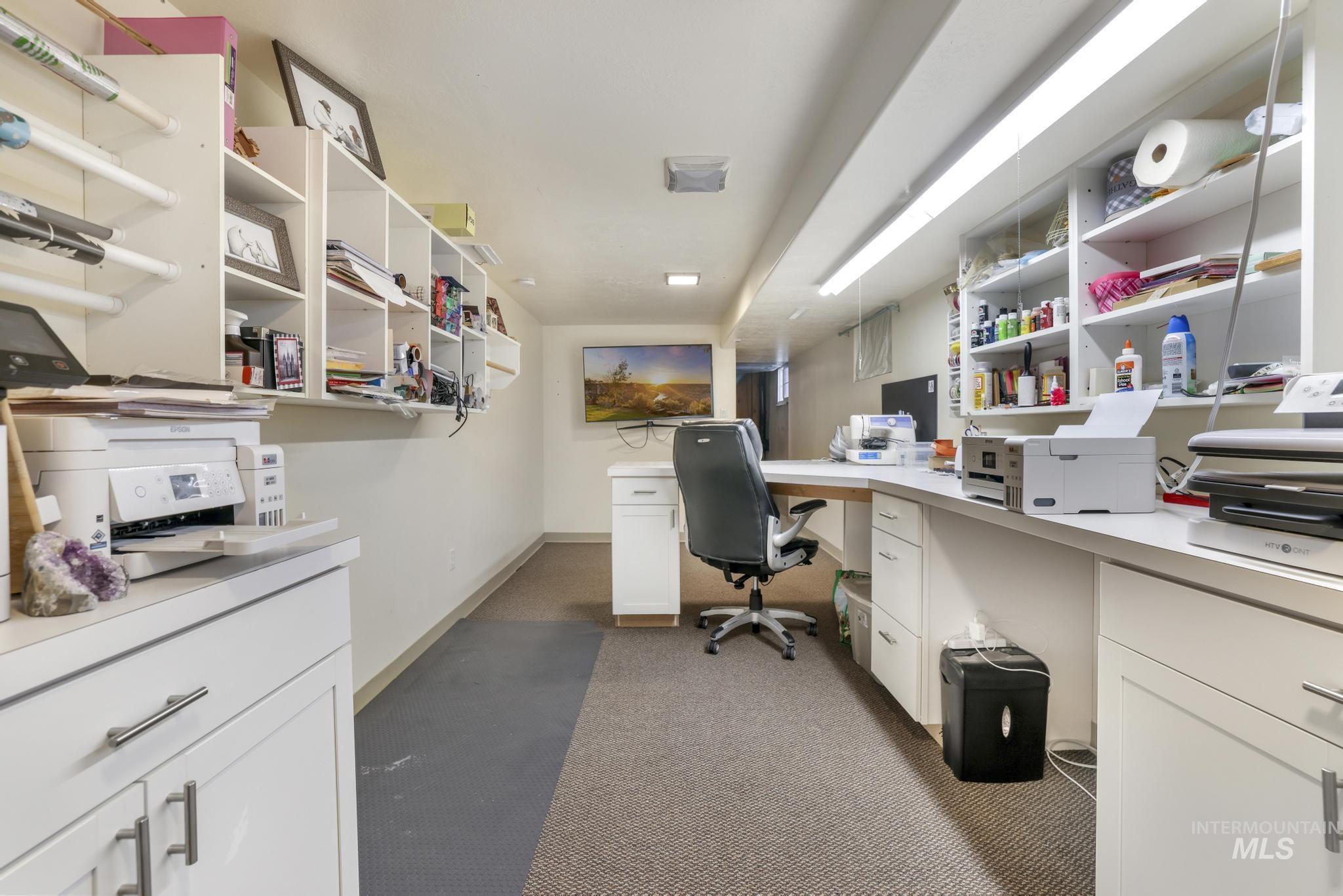 2432 Dorm Dr, Twin Falls, Idaho 83301, 4 Bedrooms, 2 Bathrooms, Residential For Sale, Price $439,000, 98970278