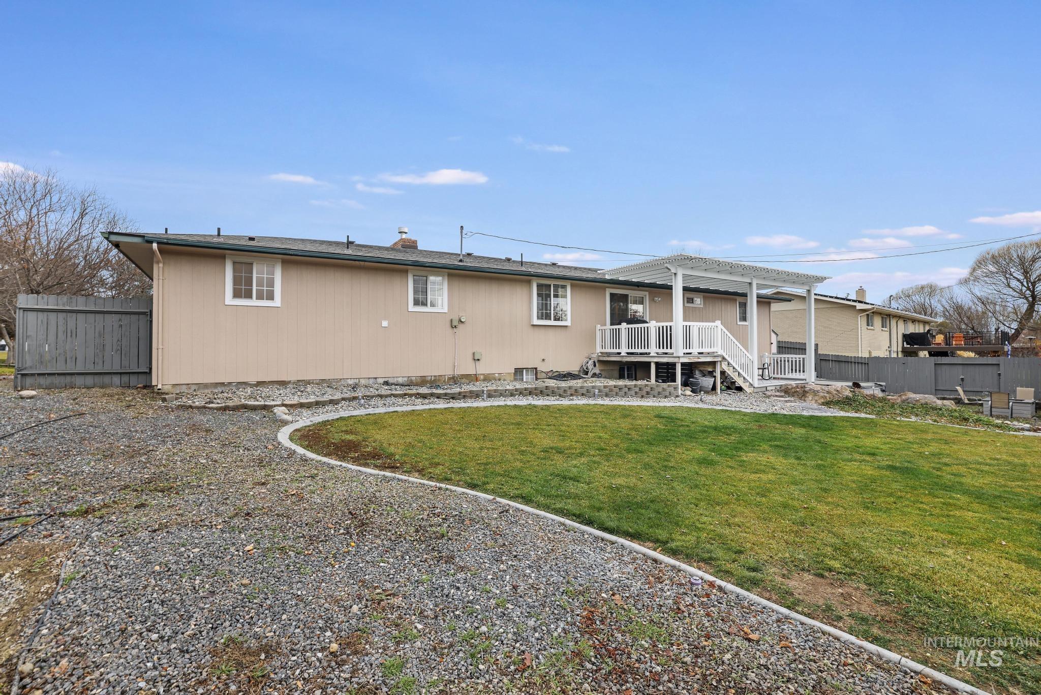 2432 Dorm Dr, Twin Falls, Idaho 83301, 4 Bedrooms, 2 Bathrooms, Residential For Sale, Price $439,000, 98970278