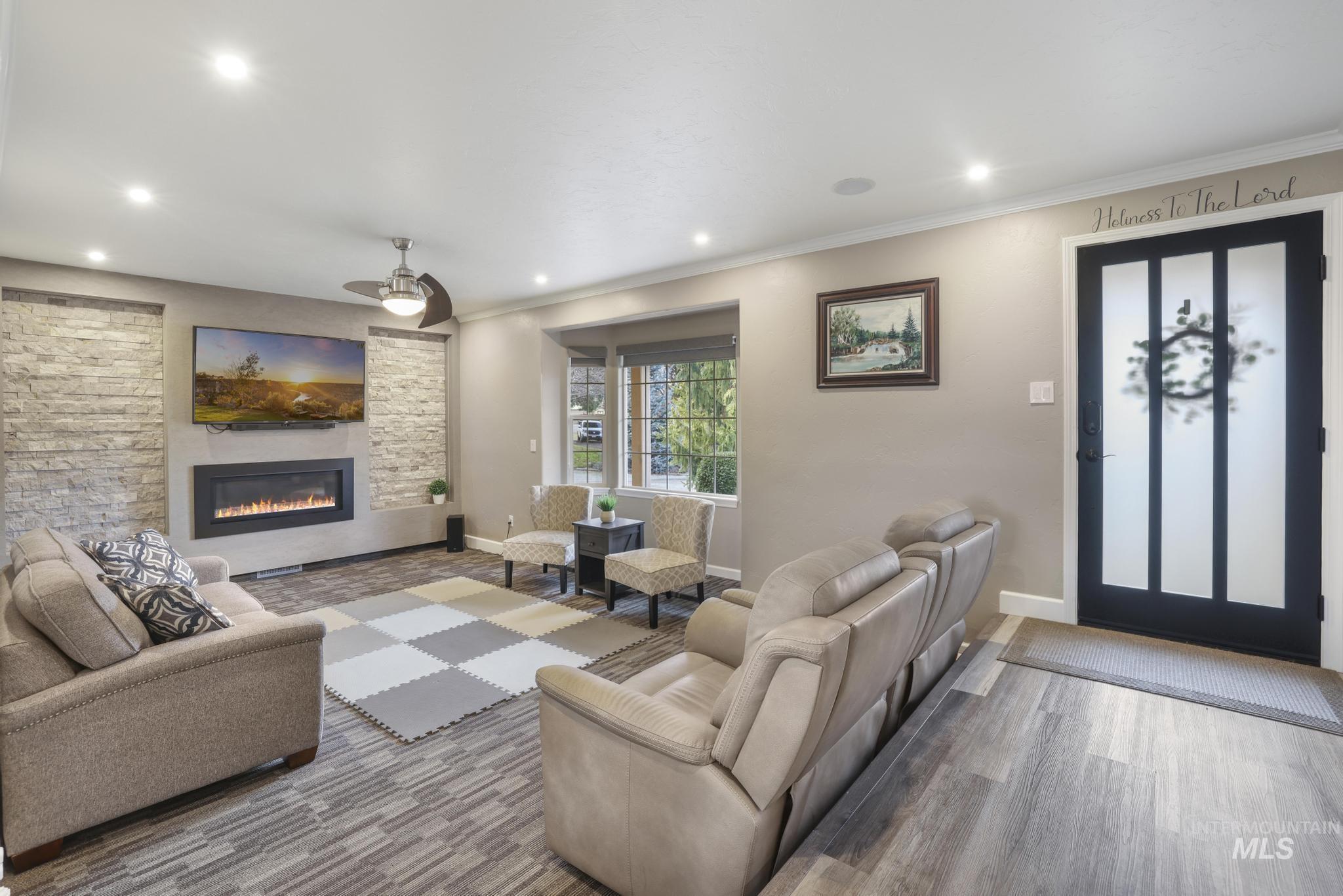 2432 Dorm Dr, Twin Falls, Idaho 83301, 4 Bedrooms, 2 Bathrooms, Residential For Sale, Price $439,000, 98970278