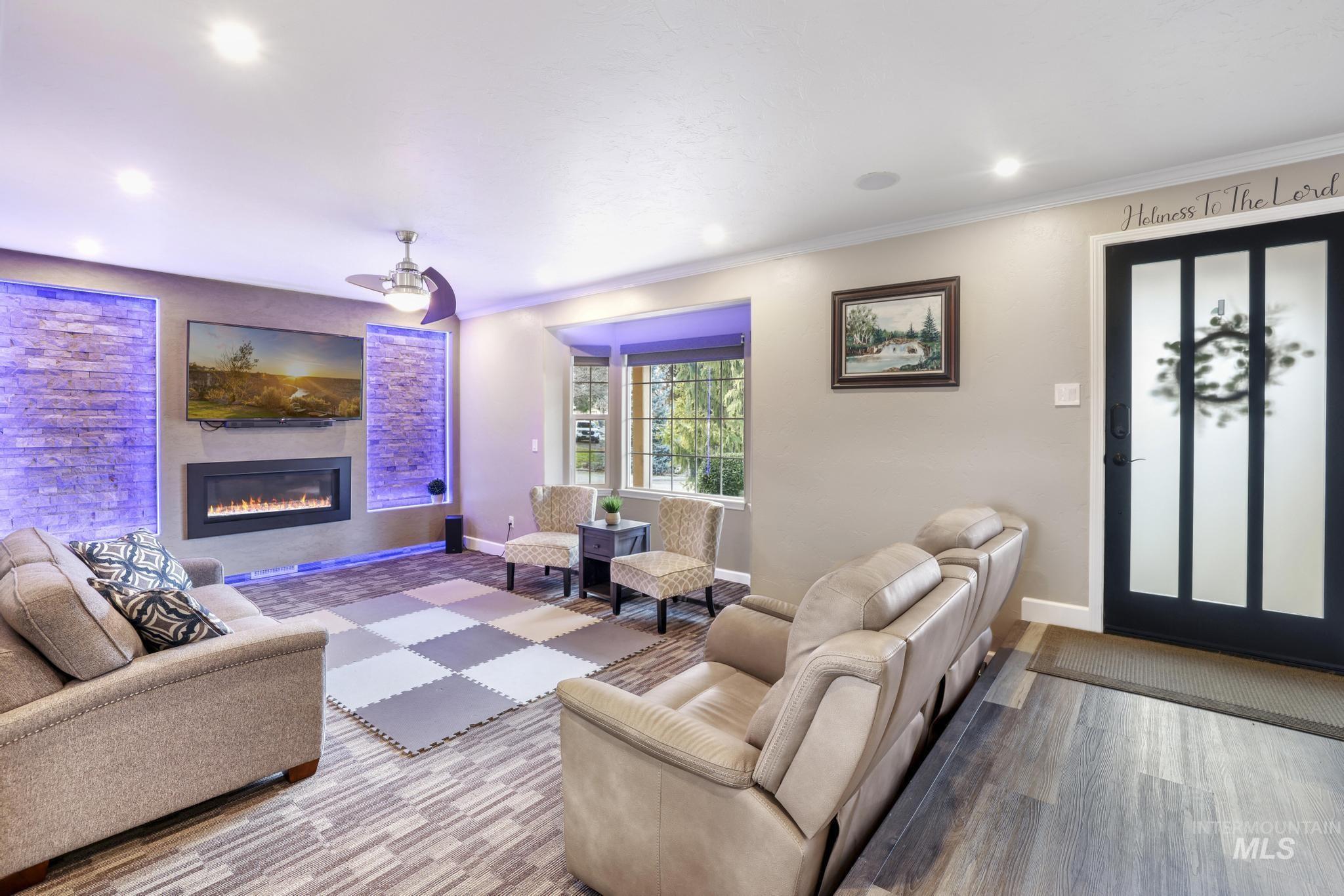 2432 Dorm Dr, Twin Falls, Idaho 83301, 4 Bedrooms, 2 Bathrooms, Residential For Sale, Price $439,000, 98970278