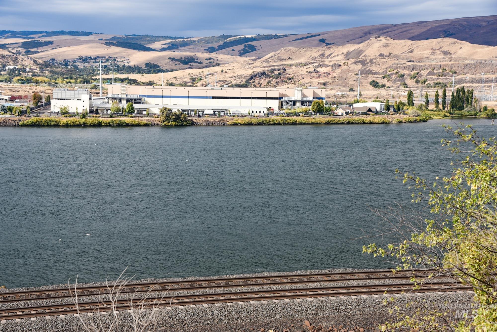Water view featuring a mountainous background