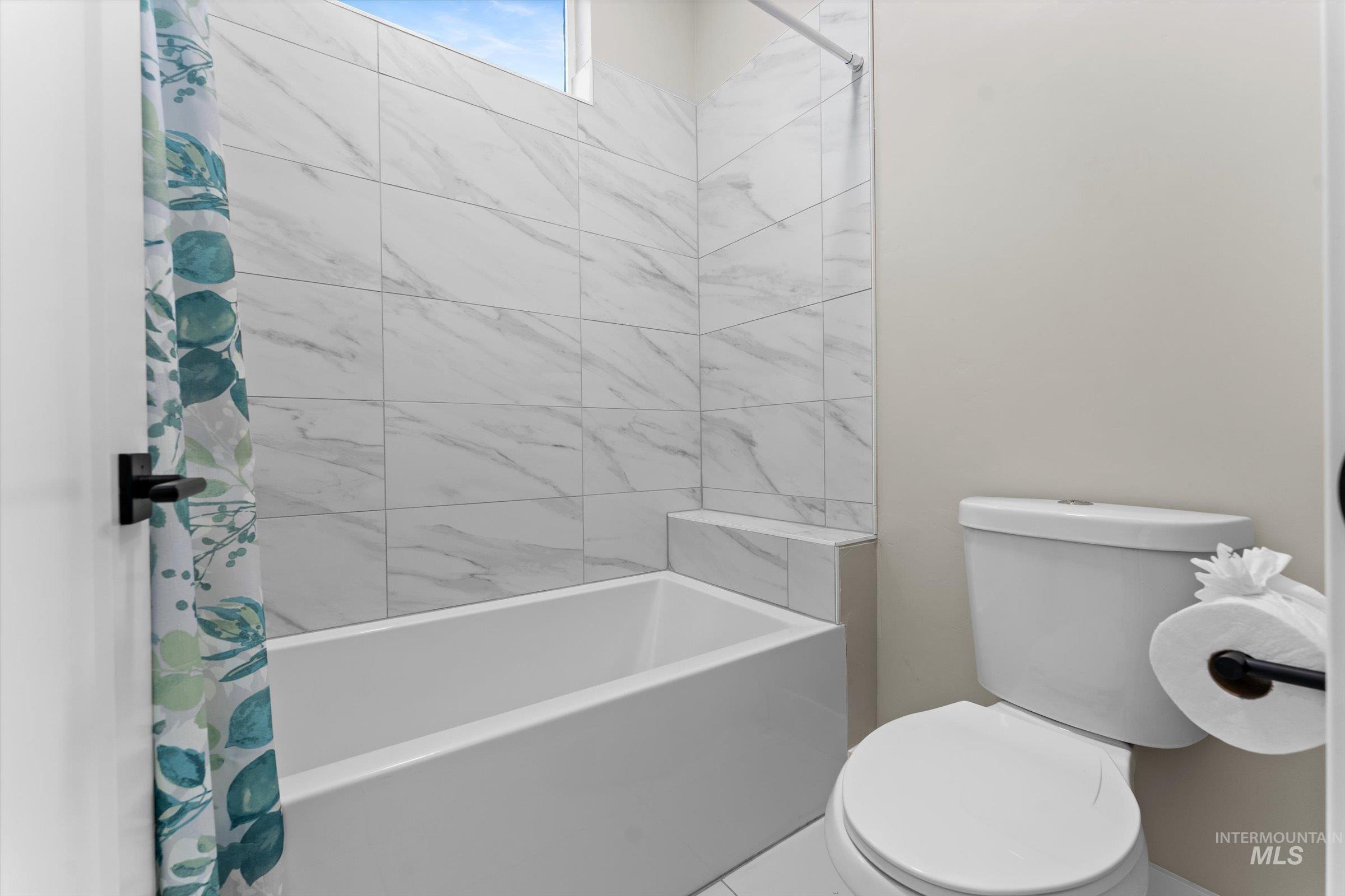 4460 NW Purple Sage, Mountain Home, Idaho 83647-5602, 3 Bedrooms, 2 Bathrooms, Residential For Sale, Price $699,000, 98970291