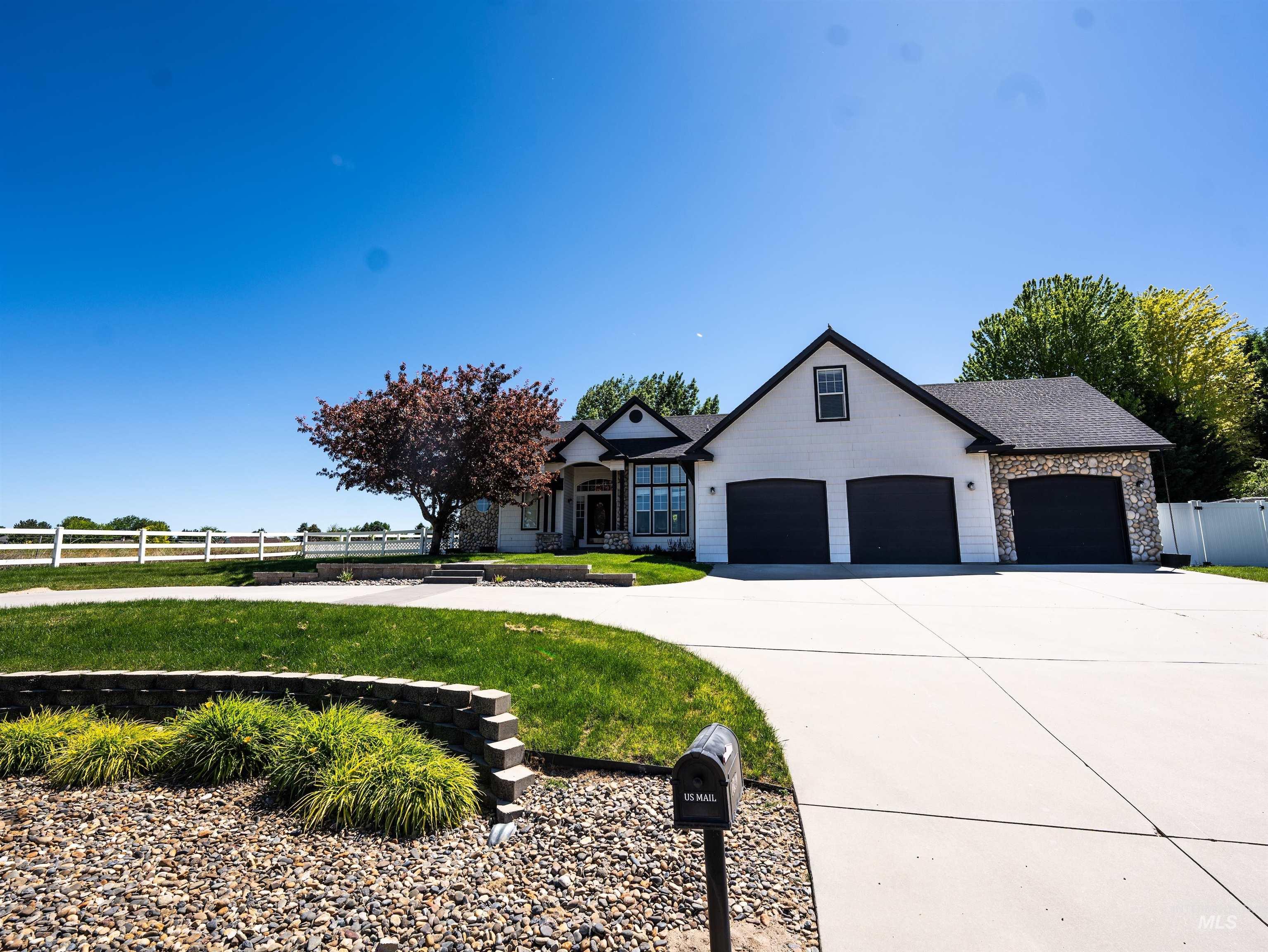 15210 Widgeon, Caldwell, Idaho 83607, 3 Bedrooms, 2 Bathrooms, Residential For Sale, Price $599,900, 98970300
