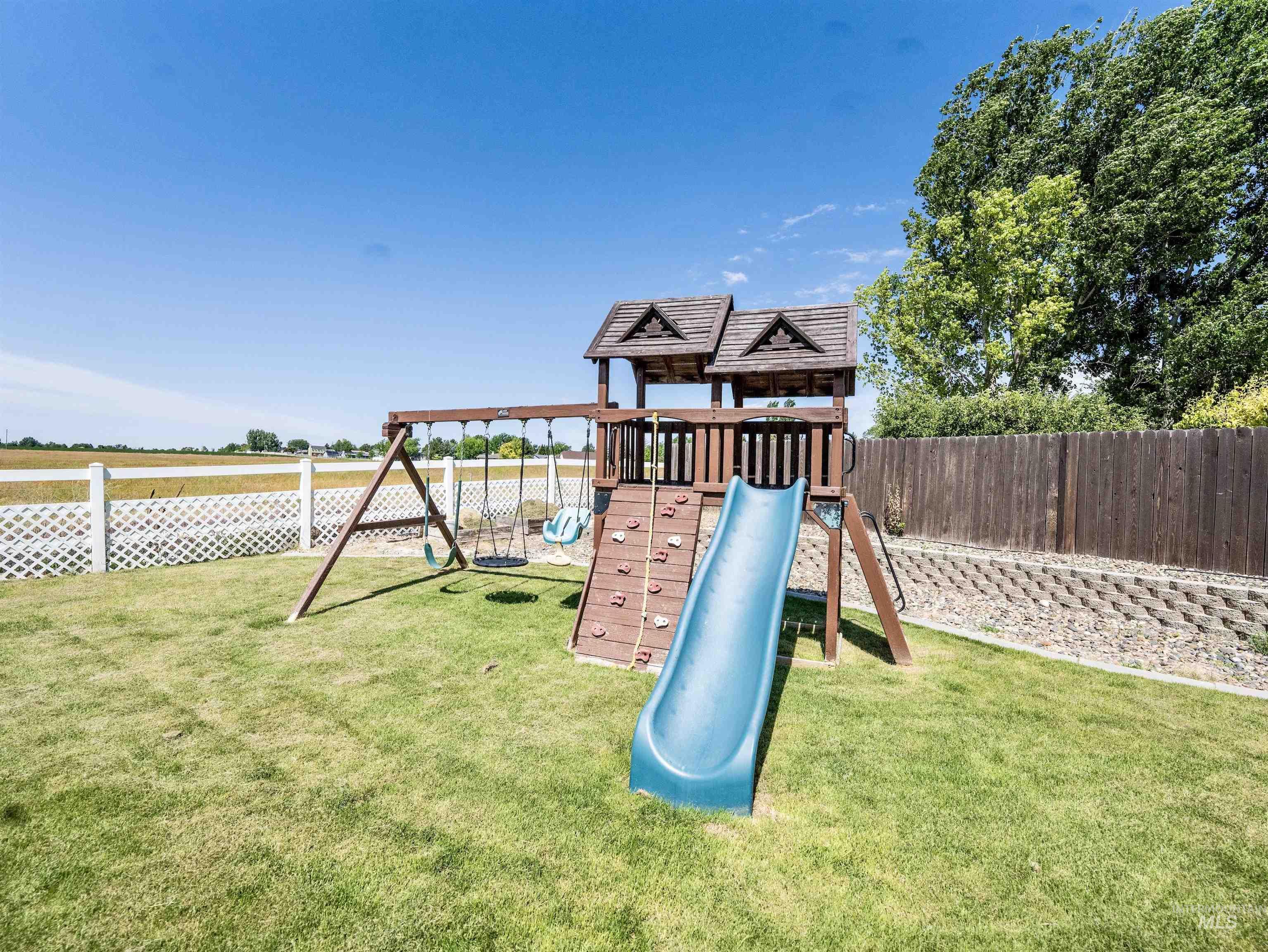 15210 Widgeon, Caldwell, Idaho 83607, 3 Bedrooms, 2 Bathrooms, Residential For Sale, Price $599,900, 98970300