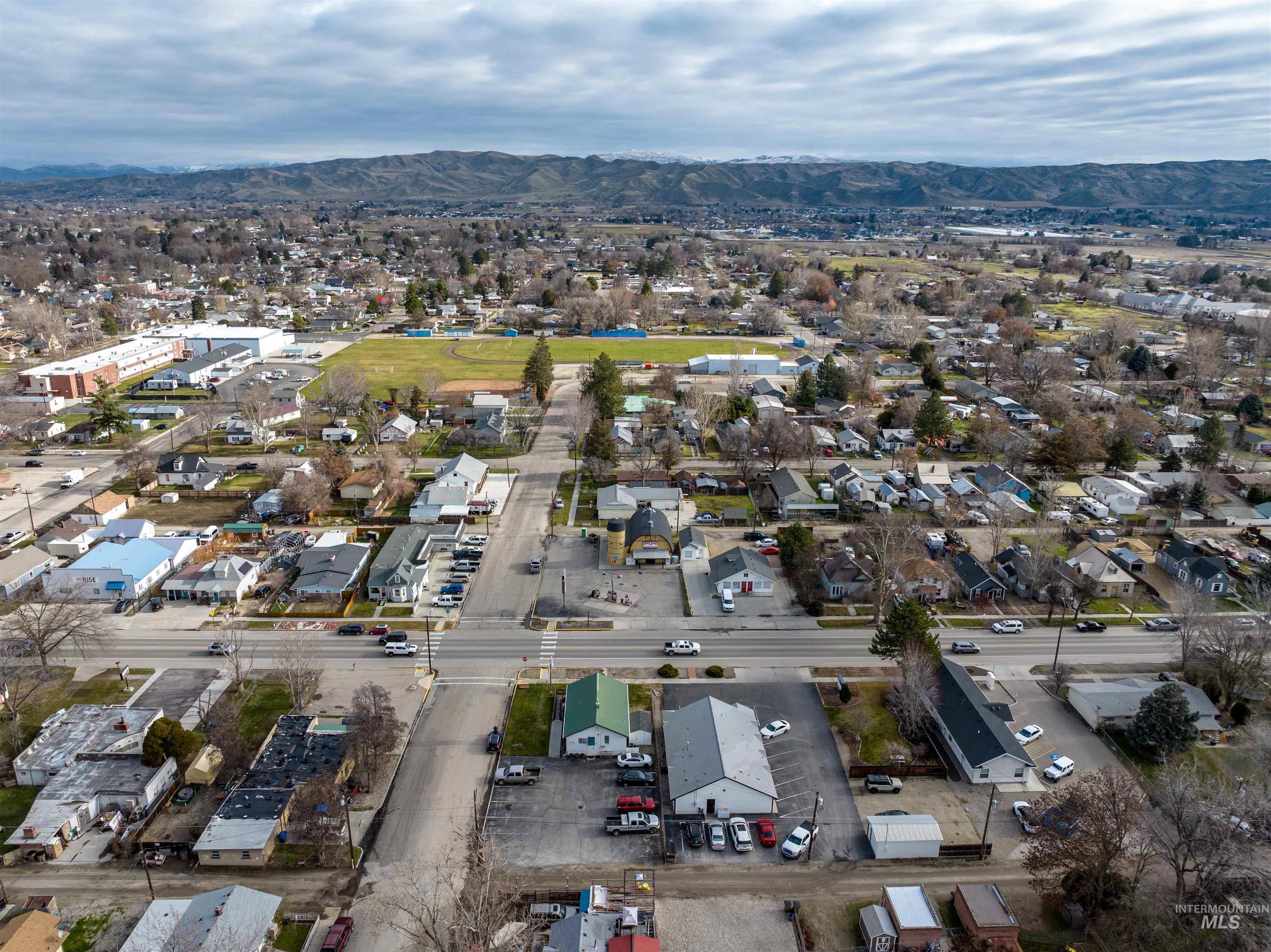 702 S S Washington Ave, Emmett, Idaho 83617, Business/Commercial For Sale, Price $750,000,MLS 98970301