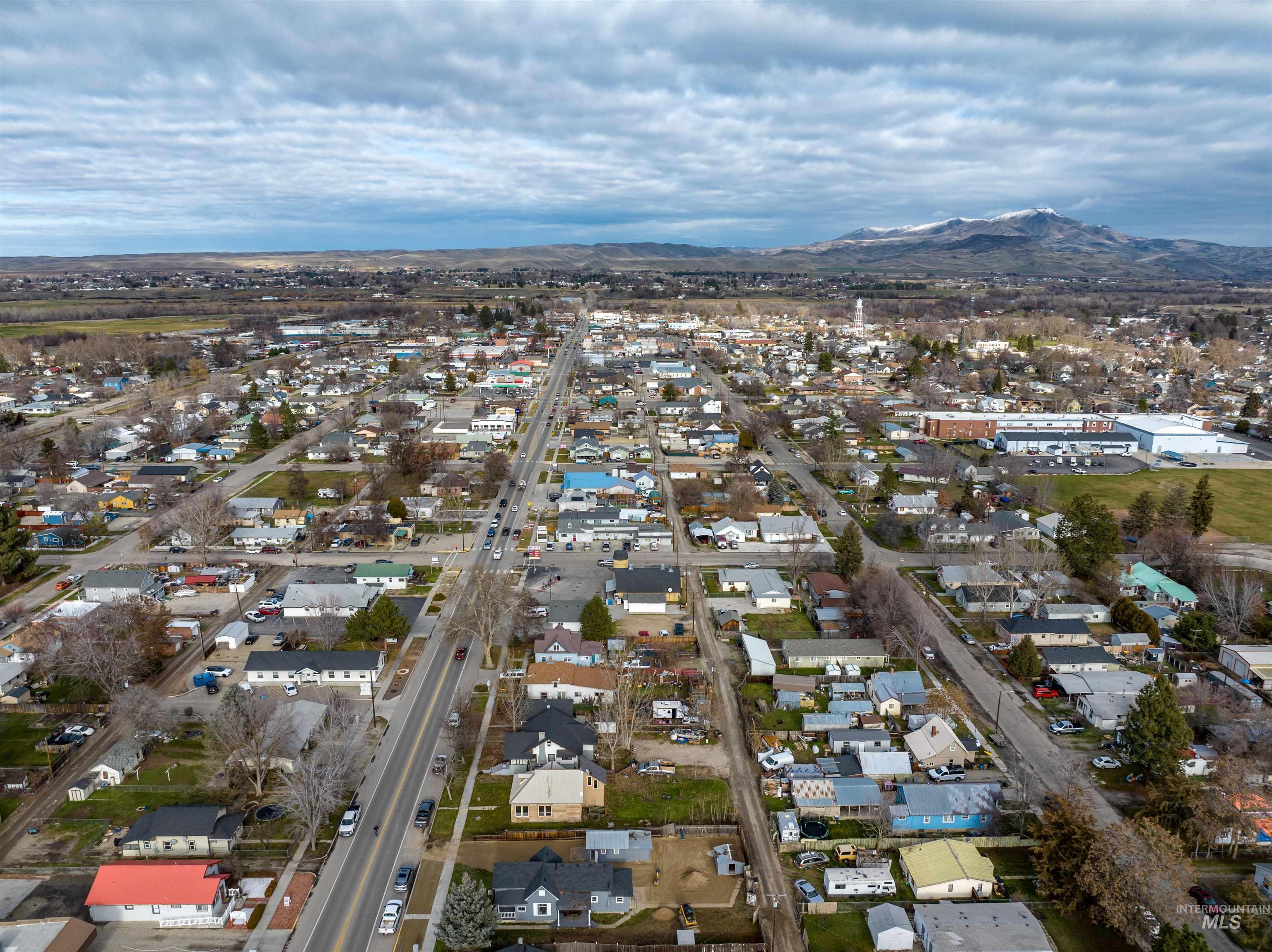 702 S S Washington Ave, Emmett, Idaho 83617, Business/Commercial For Sale, Price $750,000,MLS 98970301
