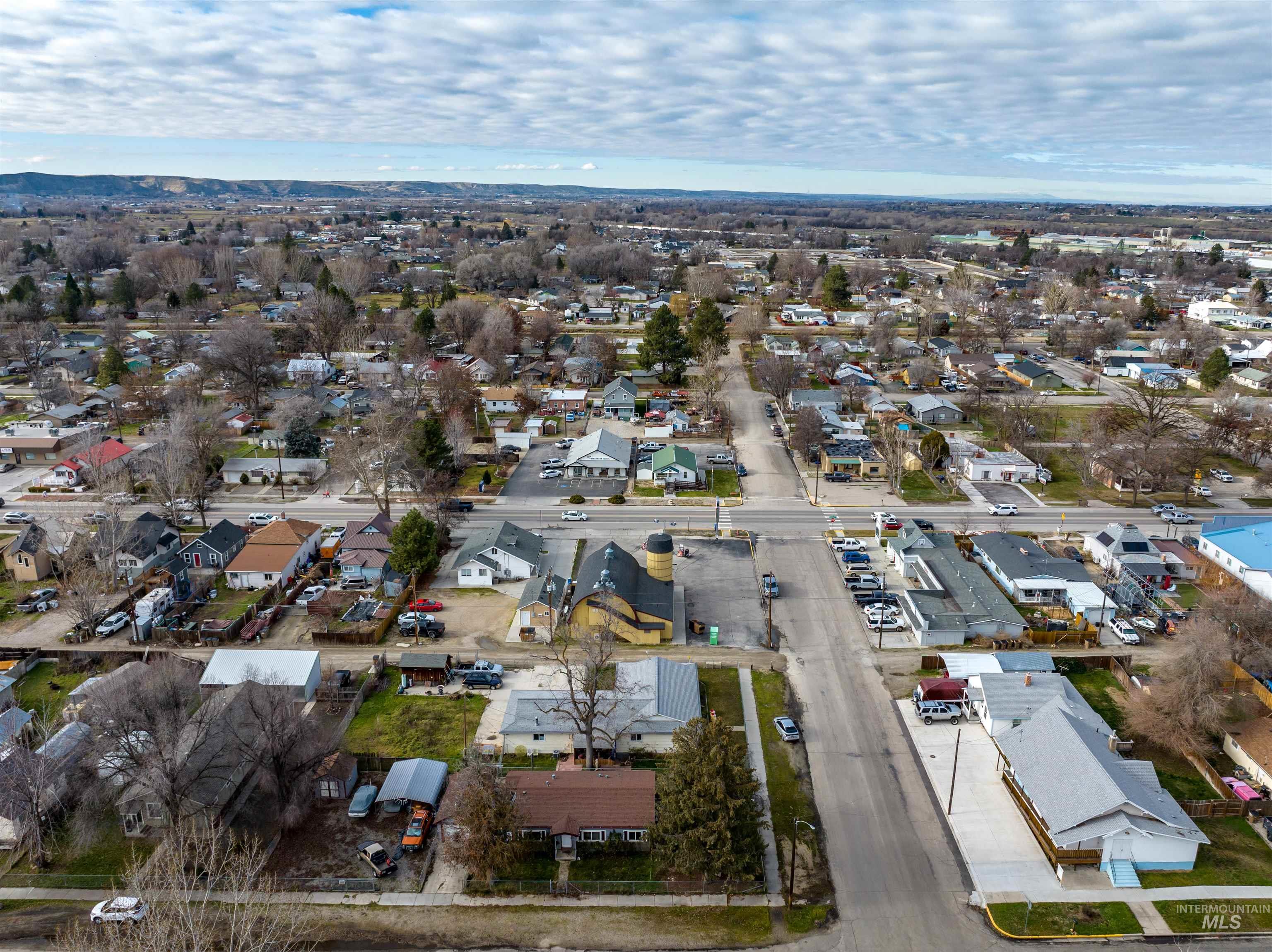 702 S S Washington Ave, Emmett, Idaho 83617, Business/Commercial For Sale, Price $750,000,MLS 98970301