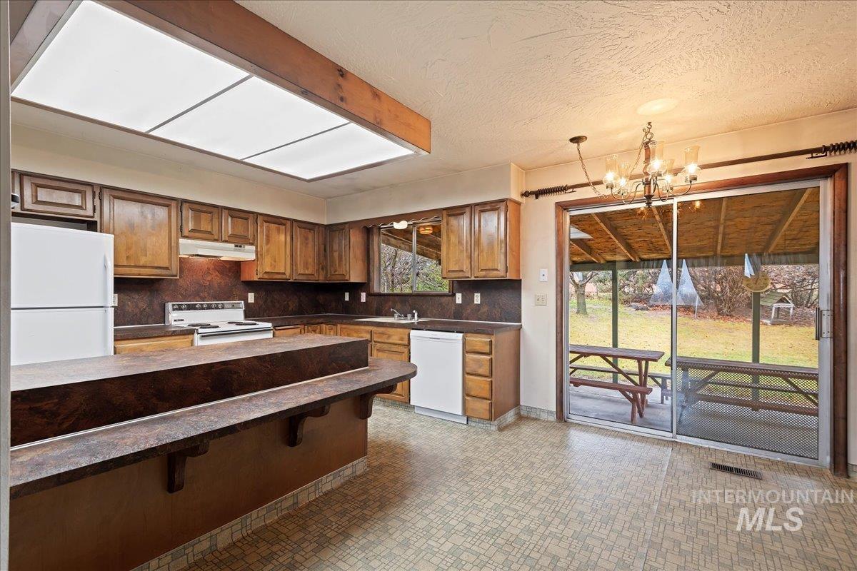 16572 Goodson Rd., Caldwell, Idaho 83607, 4 Bedrooms, 2.5 Bathrooms, Residential For Sale, Price $499,900, 98970302