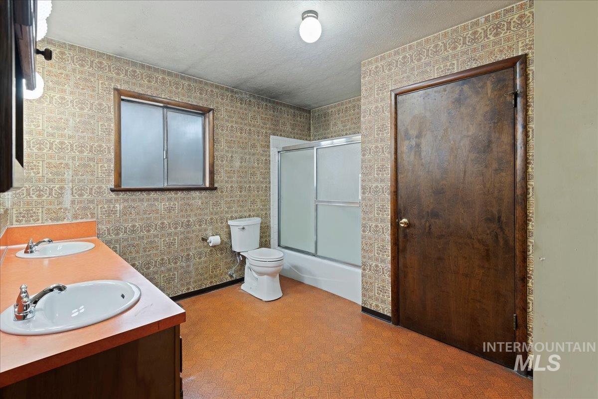 16572 Goodson Rd., Caldwell, Idaho 83607, 4 Bedrooms, 2.5 Bathrooms, Residential For Sale, Price $499,900, 98970302