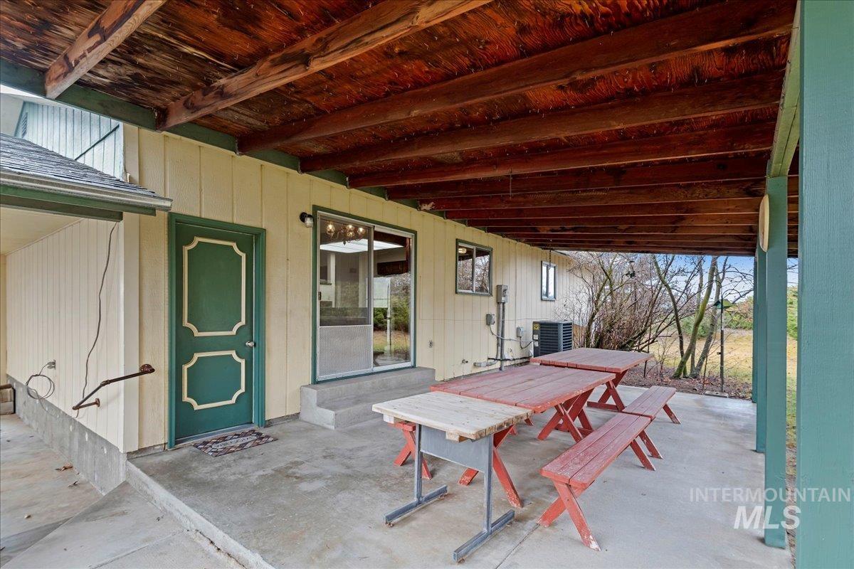 16572 Goodson Rd., Caldwell, Idaho 83607, 4 Bedrooms, 2.5 Bathrooms, Residential For Sale, Price $499,900, 98970302