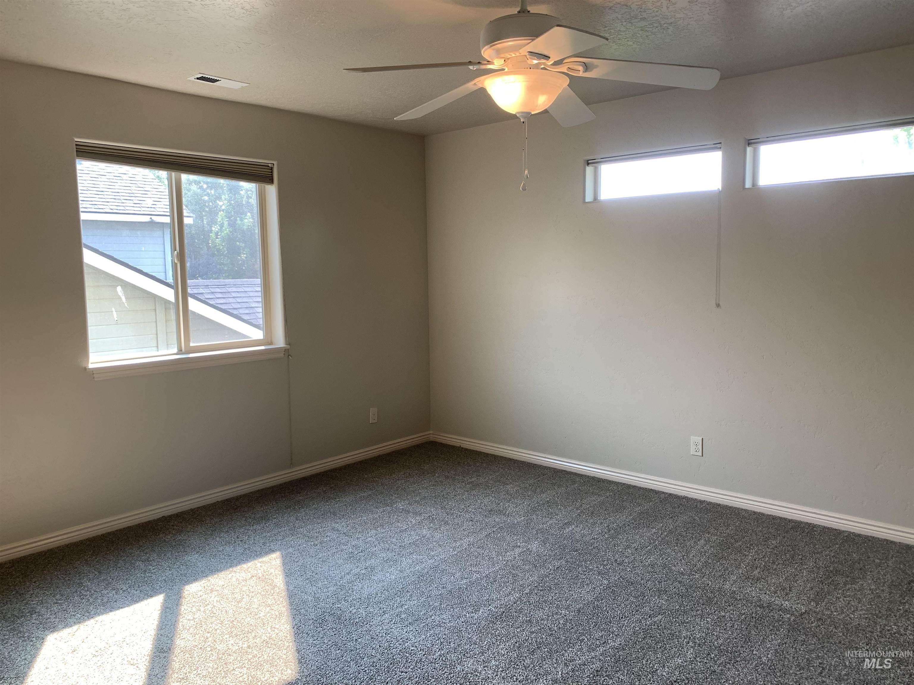 687 W Laughton, Meridian, Idaho 83646, 4 Bedrooms, 2.5 Bathrooms, Residential For Sale, Price $529,900,MLS 98970310