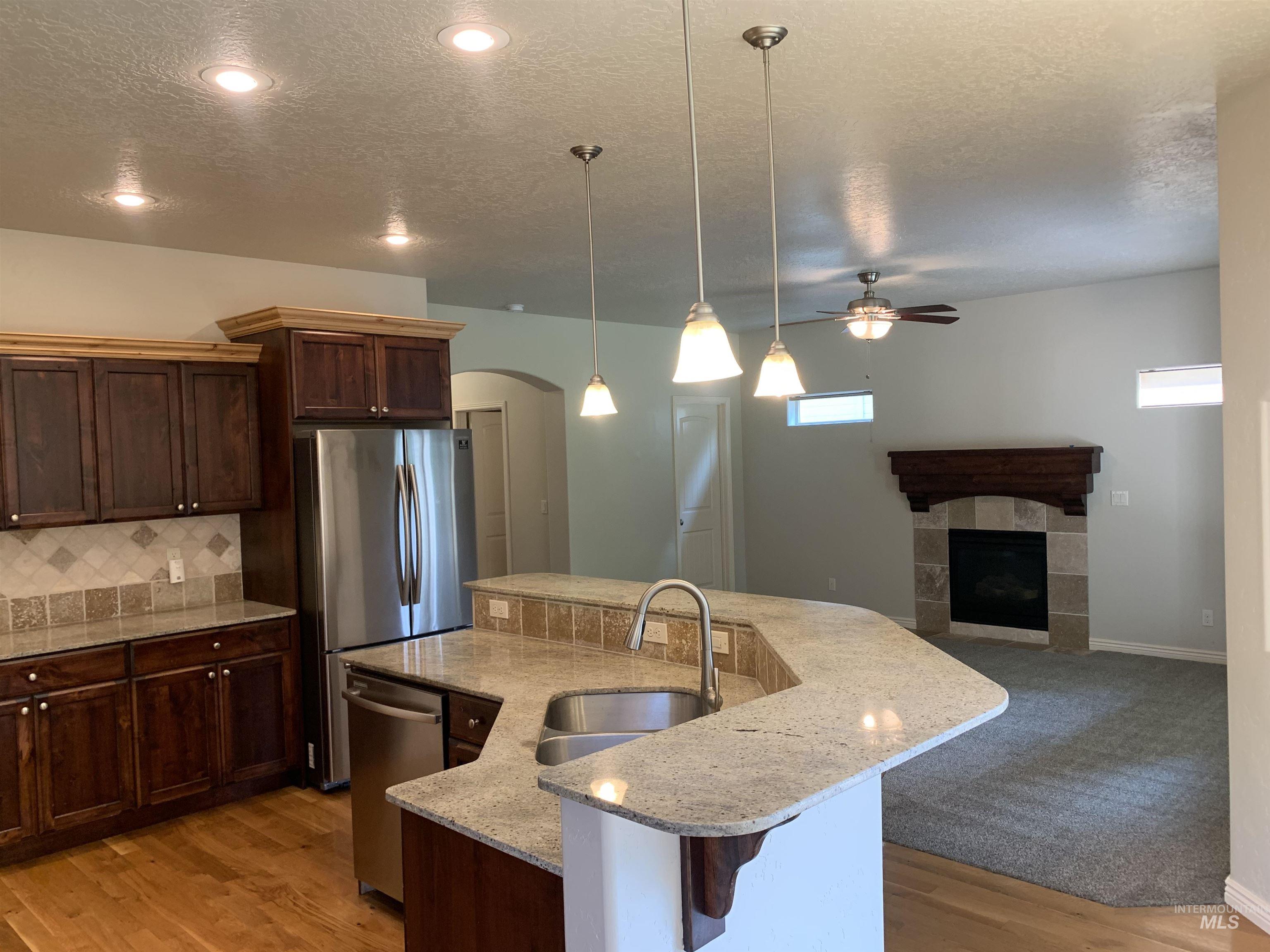 687 W Laughton, Meridian, Idaho 83646, 4 Bedrooms, 2.5 Bathrooms, Residential For Sale, Price $529,900,MLS 98970310