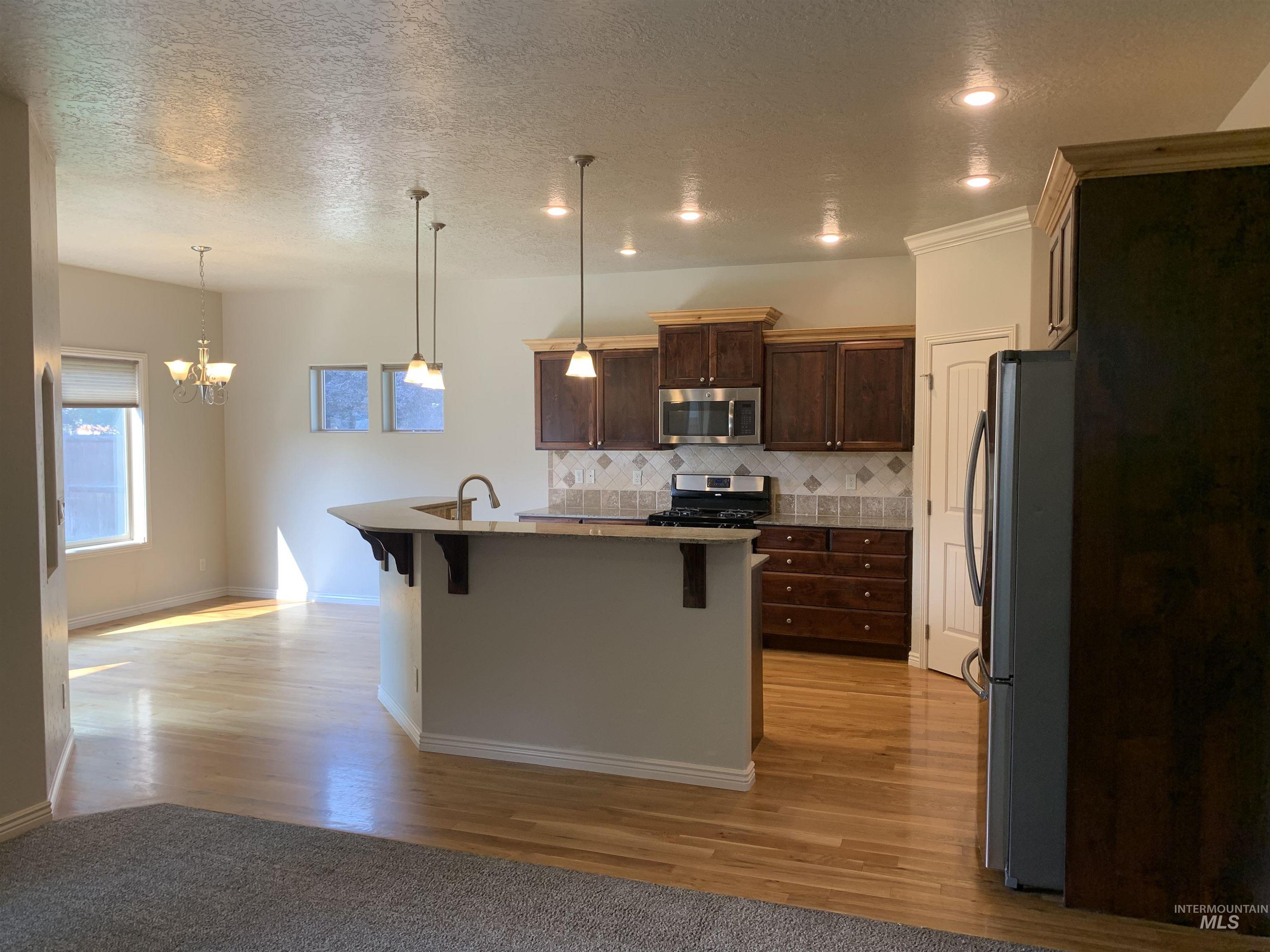 687 W Laughton, Meridian, Idaho 83646, 4 Bedrooms, 2.5 Bathrooms, Residential For Sale, Price $529,900,MLS 98970310