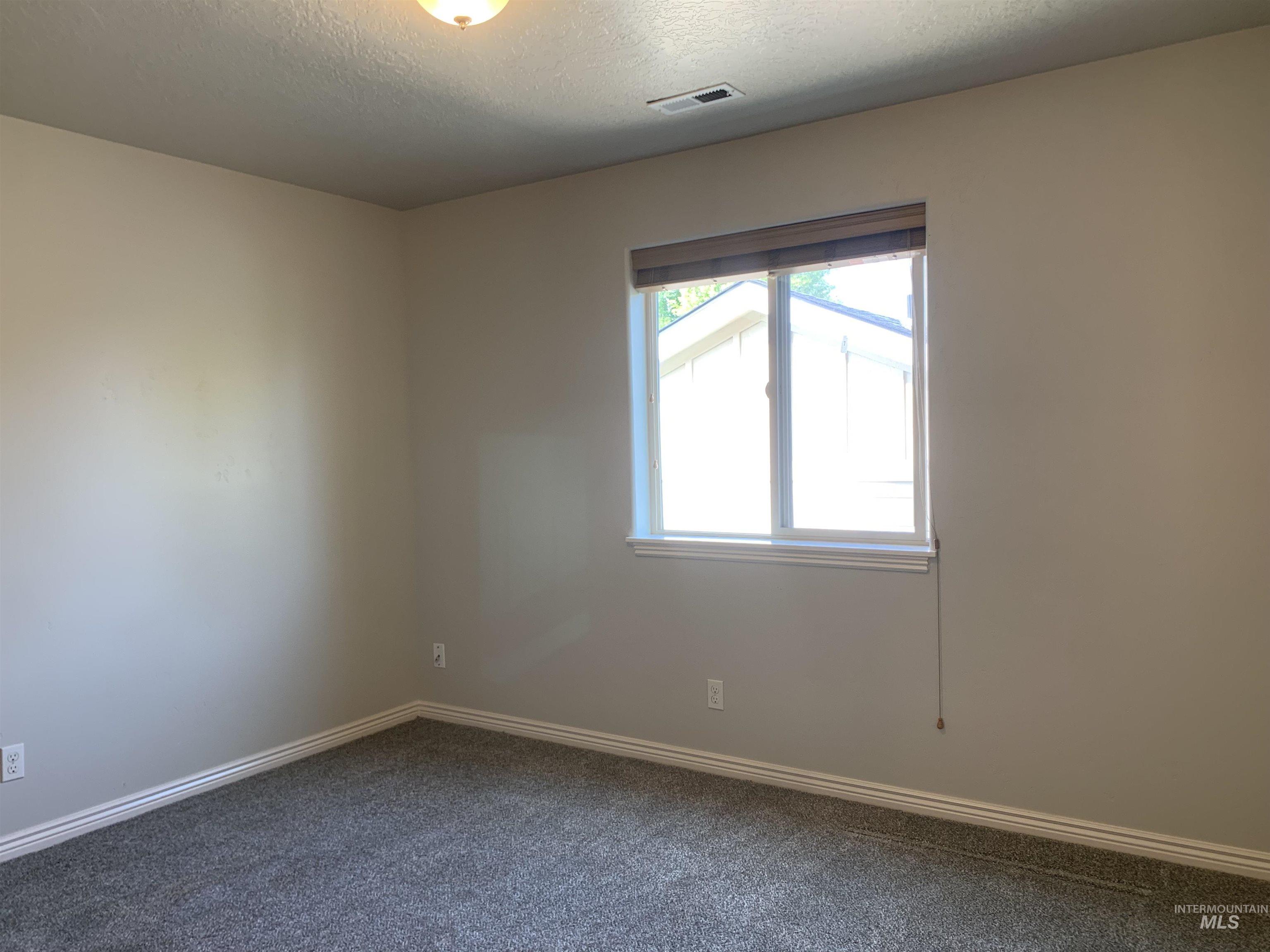 687 W Laughton, Meridian, Idaho 83646, 4 Bedrooms, 2.5 Bathrooms, Residential For Sale, Price $529,900,MLS 98970310