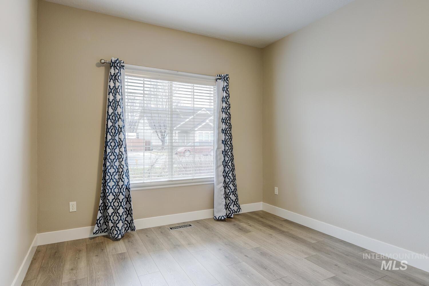 3029 NW 3rd St, Meridian, Idaho 83646, 4 Bedrooms, 4 Bathrooms, Residential For Sale, Price $789,999,MLS 98970311