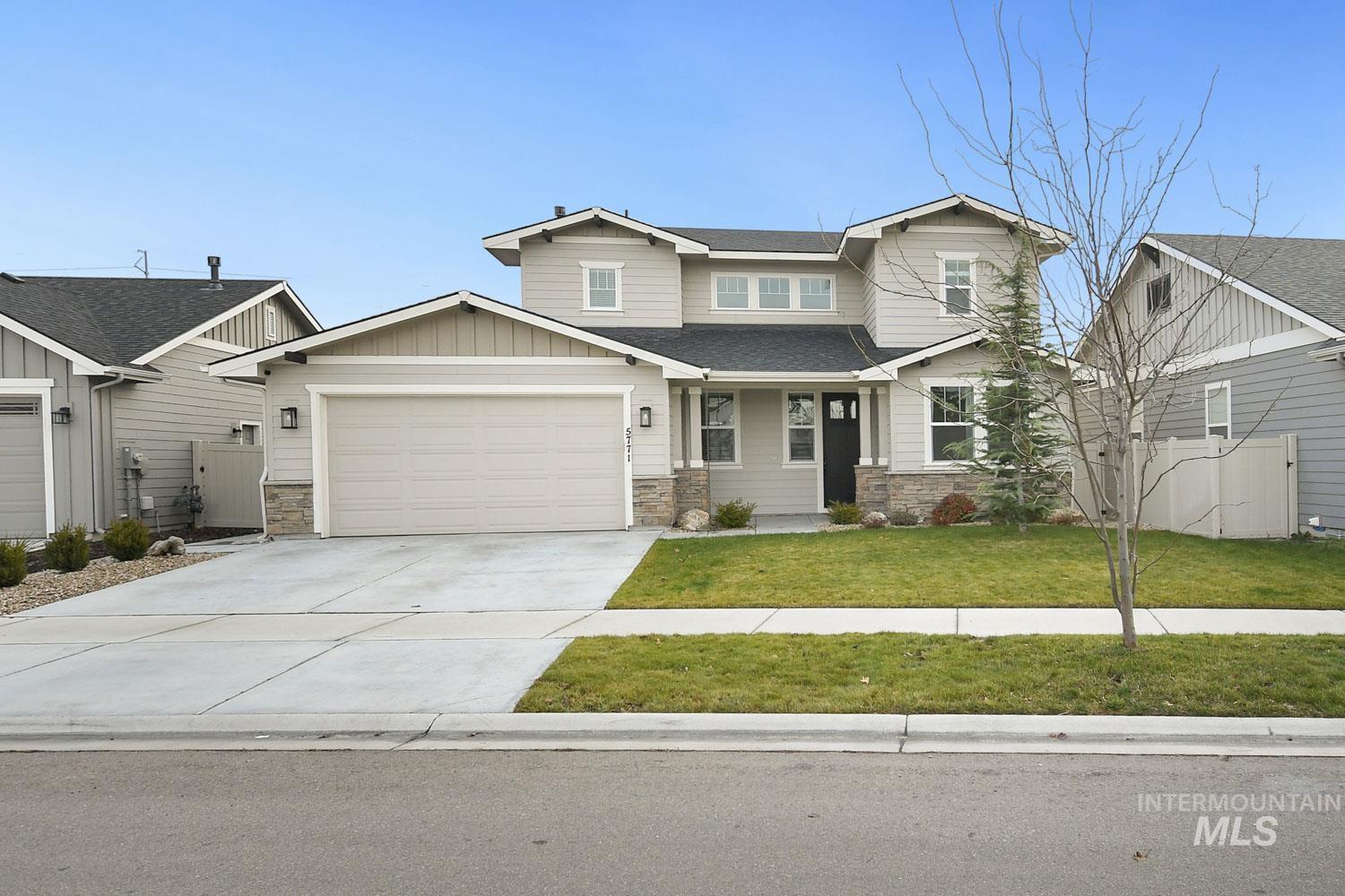 5771 W Daphne Dr, Meridian, Idaho 83646, 4 Bedrooms, 3 Bathrooms, Residential For Sale, Price $579,900,MLS 98970313