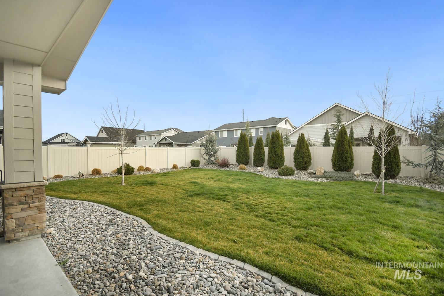 5771 W Daphne Dr, Meridian, Idaho 83646, 4 Bedrooms, 3 Bathrooms, Residential For Sale, Price $579,900,MLS 98970313