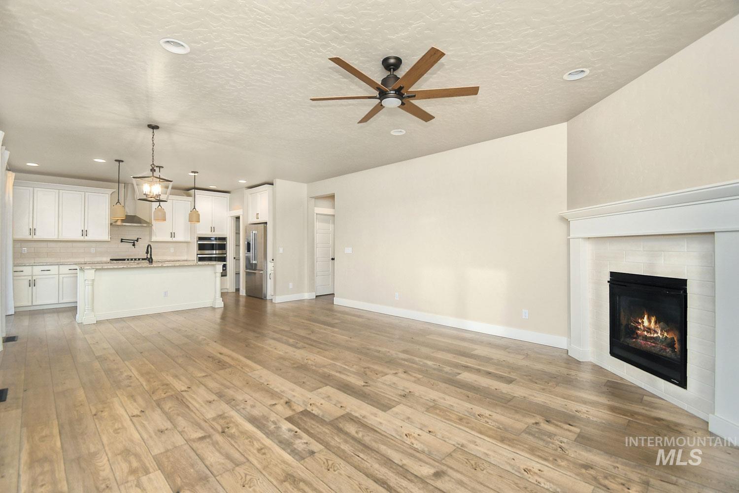 5771 W Daphne Dr, Meridian, Idaho 83646, 4 Bedrooms, 3 Bathrooms, Residential For Sale, Price $579,900,MLS 98970313