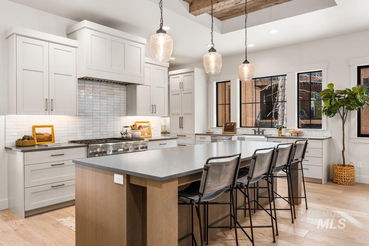 68 Ponderosa Ridge Court, Donnelly, Idaho 83615, 3 Bedrooms, 3.5 Bathrooms, Residential For Sale, Price $2,399,000,MLS 98970319