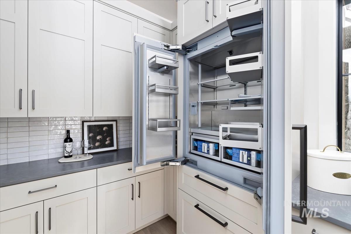 68 Ponderosa Ridge Court, Donnelly, Idaho 83615, 3 Bedrooms, 3.5 Bathrooms, Residential For Sale, Price $2,399,000, 98970319