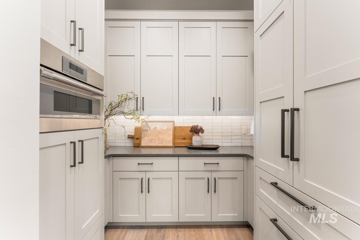 68 Ponderosa Ridge Court, Donnelly, Idaho 83615, 3 Bedrooms, 3.5 Bathrooms, Residential For Sale, Price $2,399,000,MLS 98970319