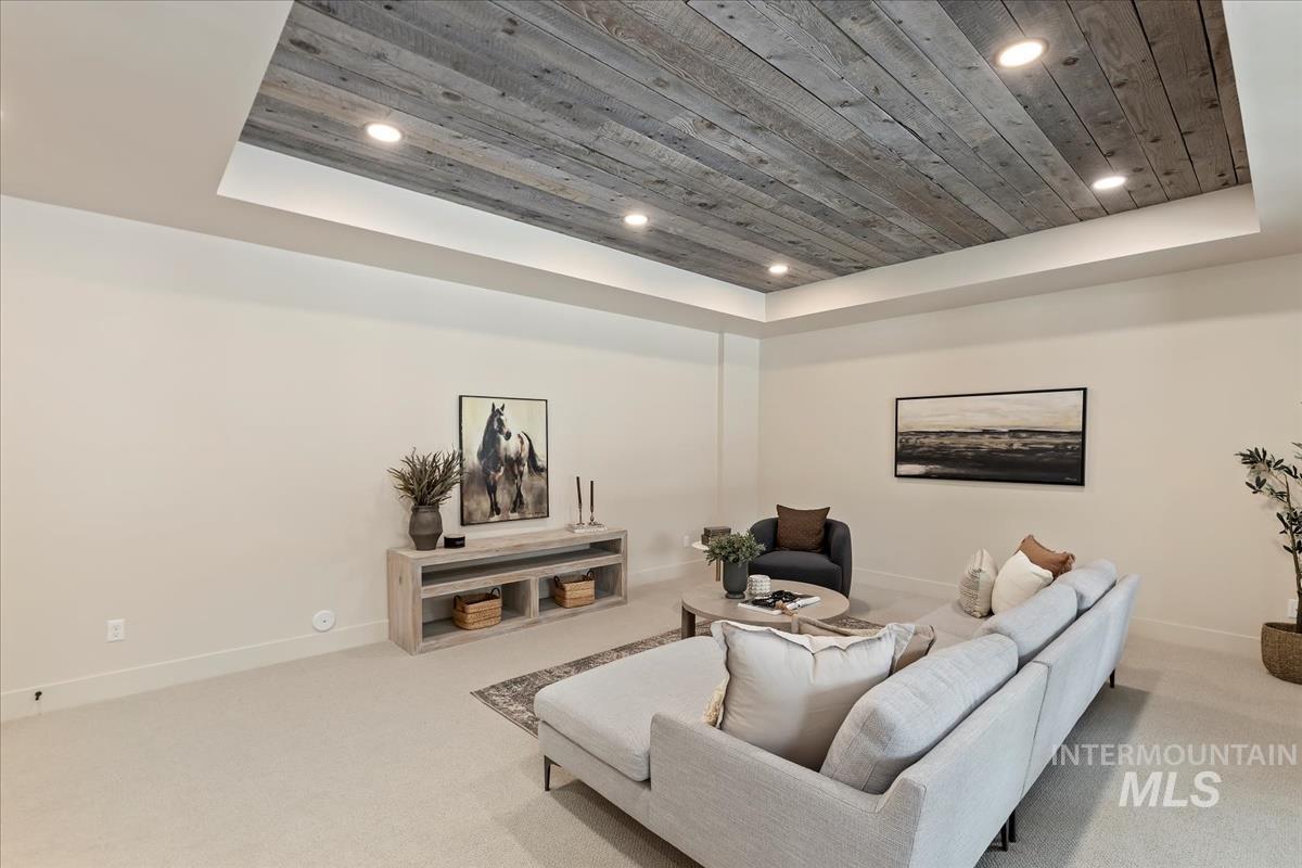 68 Ponderosa Ridge Court, Donnelly, Idaho 83615, 3 Bedrooms, 3.5 Bathrooms, Residential For Sale, Price $2,399,000, 98970319