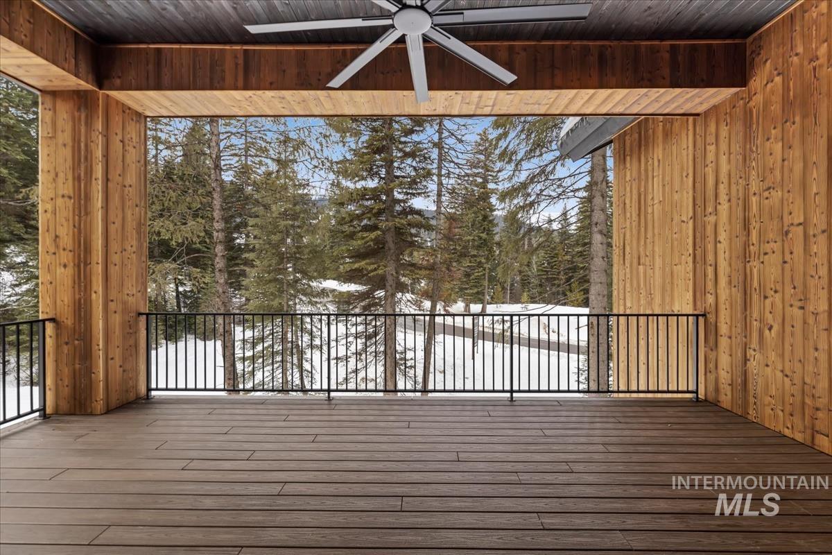 68 Ponderosa Ridge Court, Donnelly, Idaho 83615, 3 Bedrooms, 3.5 Bathrooms, Residential For Sale, Price $2,399,000, 98970319