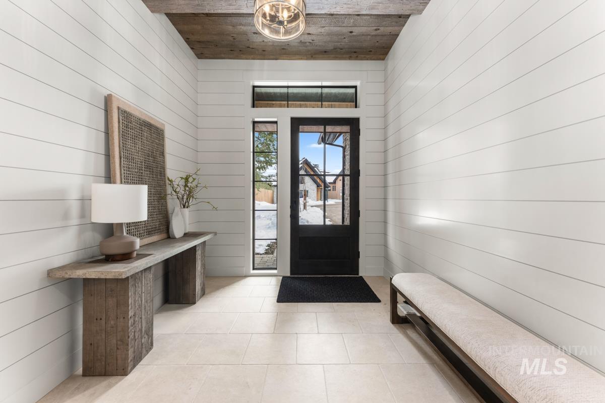 68 Ponderosa Ridge Court, Donnelly, Idaho 83615, 3 Bedrooms, 3.5 Bathrooms, Residential For Sale, Price $2,399,000,MLS 98970319