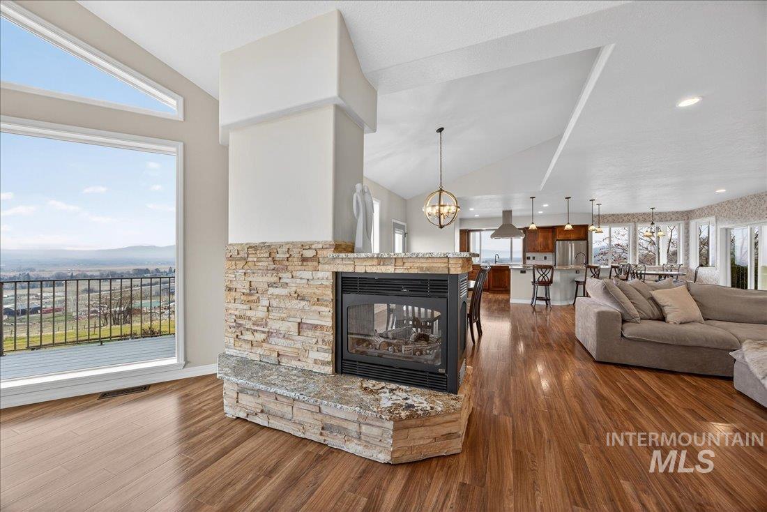 3640 Bishop Road, Emmett, Idaho 83617-8609, 5 Bedrooms, 5 Bathrooms, Residential For Sale, Price $2,300,000, 98970321