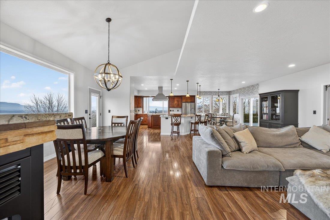 3640 Bishop Road, Emmett, Idaho 83617-8609, 5 Bedrooms, 5 Bathrooms, Residential For Sale, Price $2,300,000,MLS 98970321