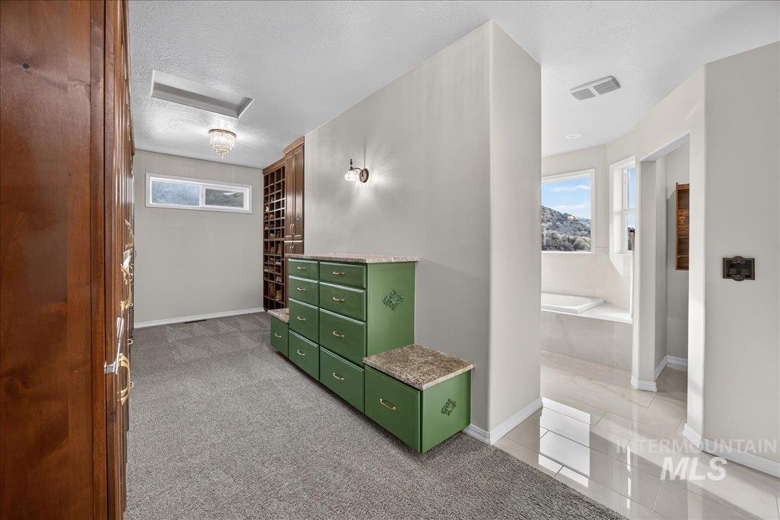 3640 Bishop Road, Emmett, Idaho 83617-8609, 5 Bedrooms, 5 Bathrooms, Residential For Sale, Price $2,300,000, 98970321