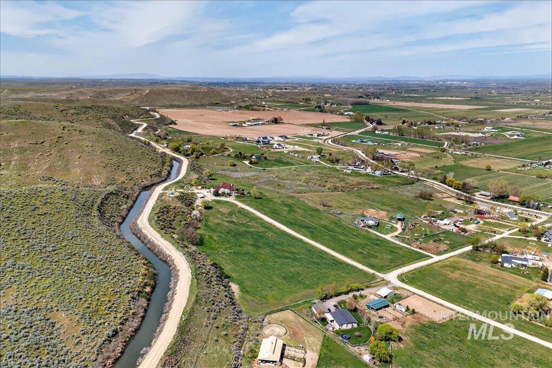 3640 Bishop Road, Emmett, Idaho 83617-8609, 5 Bedrooms, 5 Bathrooms, Residential For Sale, Price $2,300,000,MLS 98970321