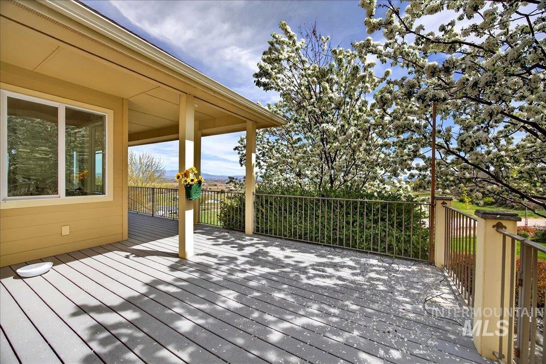 3640 Bishop Road, Emmett, Idaho 83617-8609, 5 Bedrooms, 5 Bathrooms, Residential For Sale, Price $2,300,000,MLS 98970321