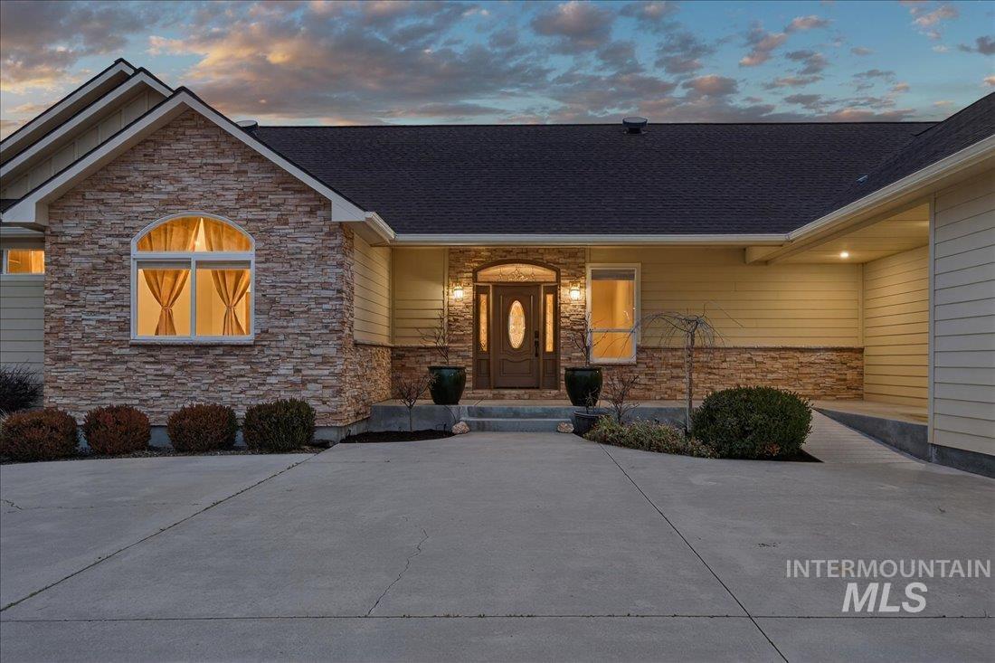 3640 Bishop Road, Emmett, Idaho 83617-8609, 5 Bedrooms, 5 Bathrooms, Residential For Sale, Price $2,300,000, 98970321