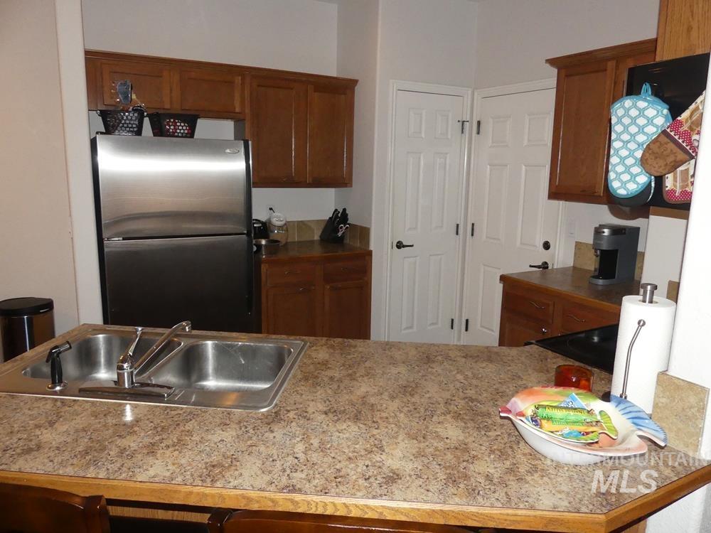 24 Mangum Dr Unit # 1, Donnelly, Idaho 83615, 3 Bedrooms, 2 Bathrooms, Residential For Sale, Price $379,900,MLS 98970322