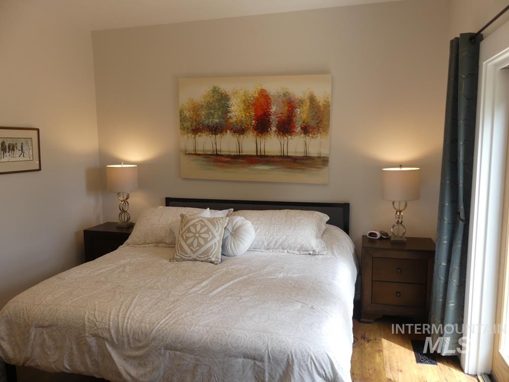 24 Mangum Dr Unit # 1, Donnelly, Idaho 83615, 3 Bedrooms, 2 Bathrooms, Residential For Sale, Price $379,900, 98970322