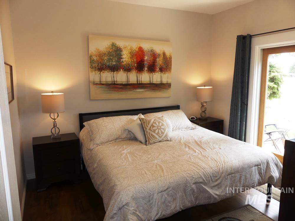 24 Mangum Dr Unit # 1, Donnelly, Idaho 83615, 3 Bedrooms, 2 Bathrooms, Residential For Sale, Price $379,900,MLS 98970322