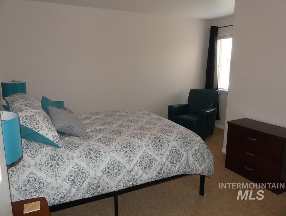 24 Mangum Dr Unit # 1, Donnelly, Idaho 83615, 3 Bedrooms, 2 Bathrooms, Residential For Sale, Price $379,900, 98970322