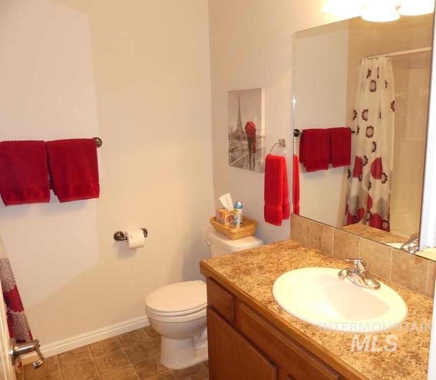 24 Mangum Dr Unit # 1, Donnelly, Idaho 83615, 3 Bedrooms, 2 Bathrooms, Residential For Sale, Price $379,900, 98970322