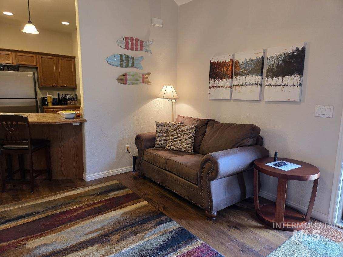 24 Mangum Dr Unit # 1, Donnelly, Idaho 83615, 3 Bedrooms, 2 Bathrooms, Residential For Sale, Price $379,900,MLS 98970322