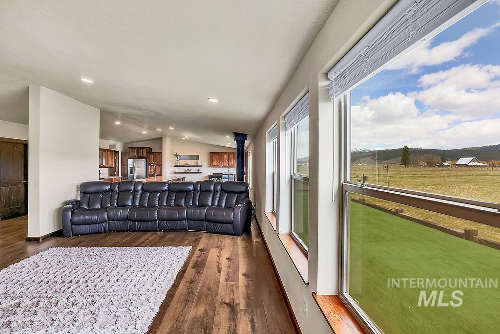 13100 Farm To Market Road, Donnelly, Idaho 83615, 3 Bedrooms, 2 Bathrooms, Residential For Sale, Price $1,279,000, 98970324