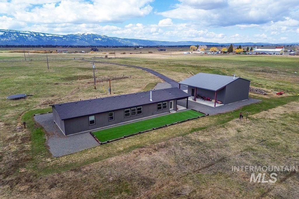 13100 Farm To Market Road, Donnelly, Idaho 83615, 3 Bedrooms, 2 Bathrooms, Residential For Sale, Price $1,279,000, 98970324
