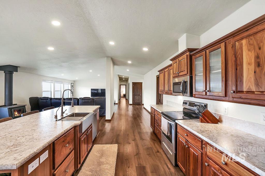 13100 Farm To Market Road, Donnelly, Idaho 83615, 3 Bedrooms, 2 Bathrooms, Residential For Sale, Price $1,279,000, 98970324