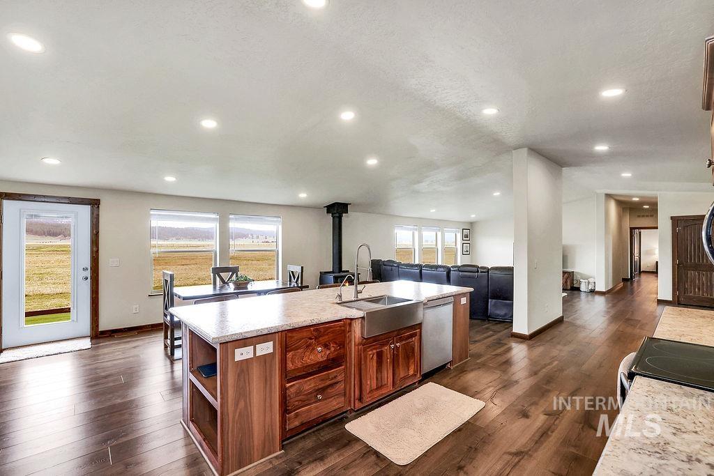 13100 Farm To Market Road, Donnelly, Idaho 83615, 3 Bedrooms, 2 Bathrooms, Residential For Sale, Price $1,279,000, 98970324