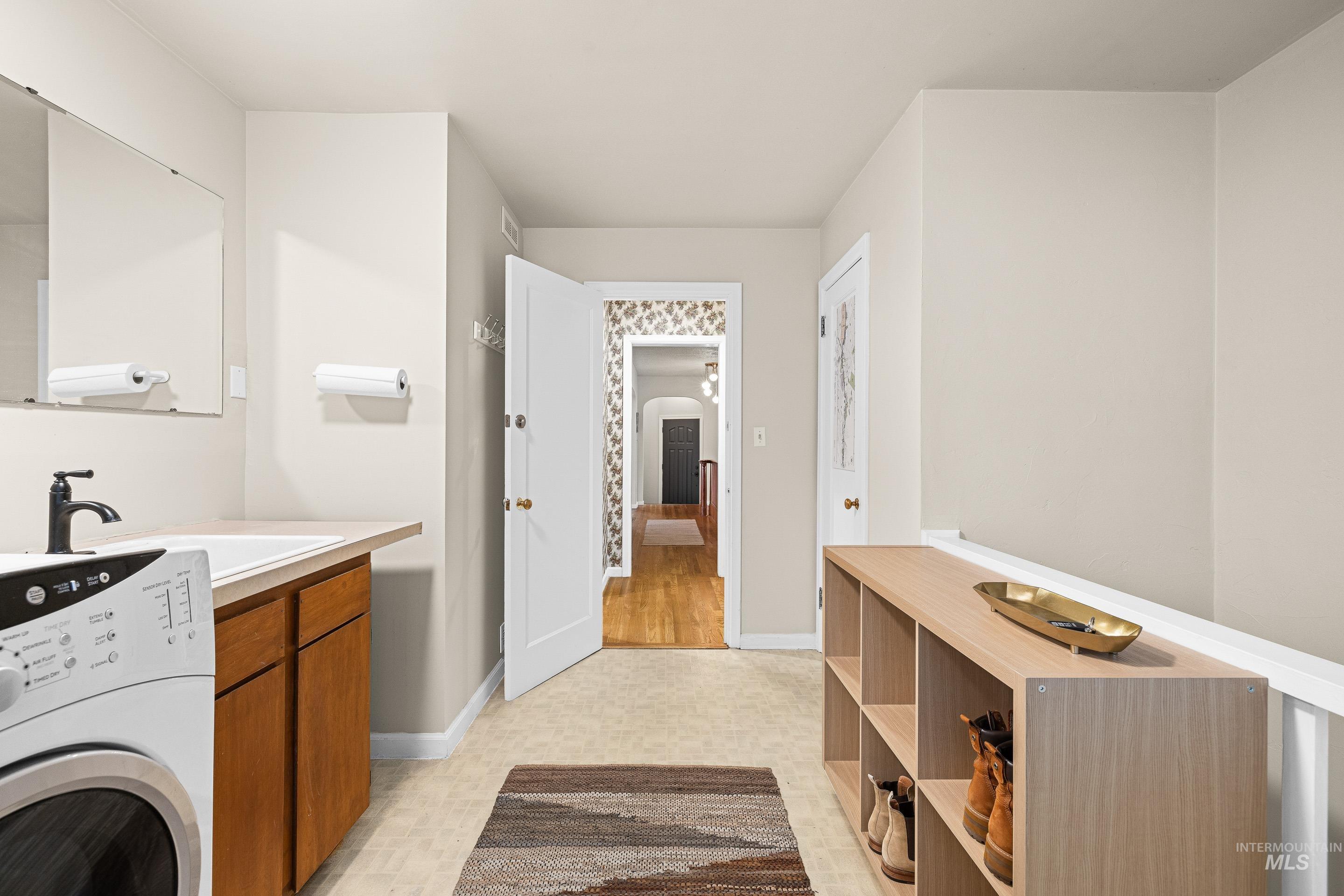 2251 S Sumac St, Boise, Idaho 83706, 4 Bedrooms, 2 Bathrooms, Residential For Sale, Price $700,000,MLS 98970325