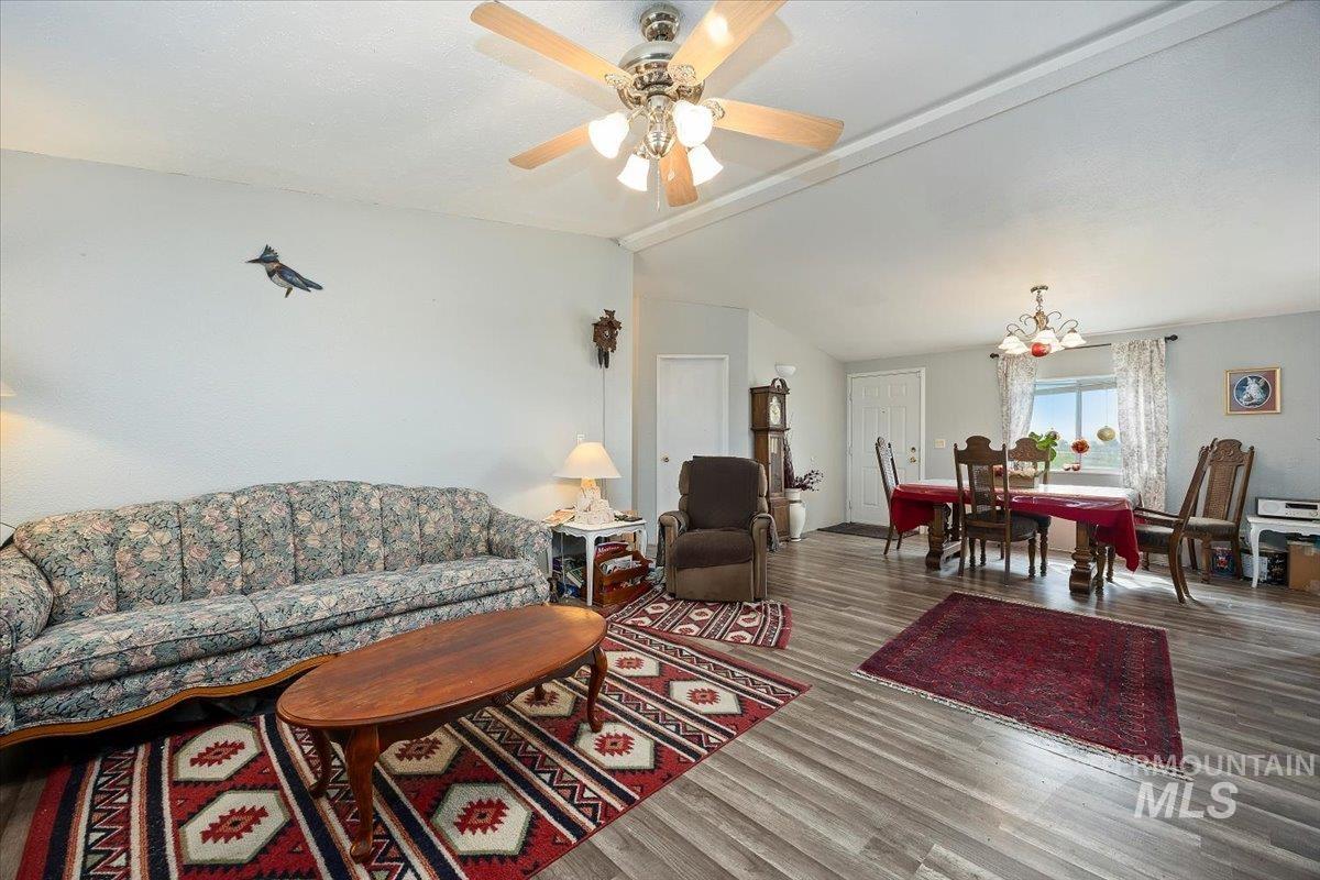 798 W 100 S, Paul, Idaho 83347, 3 Bedrooms, 2 Bathrooms, Residential For Sale, Price $300,000, 98970328